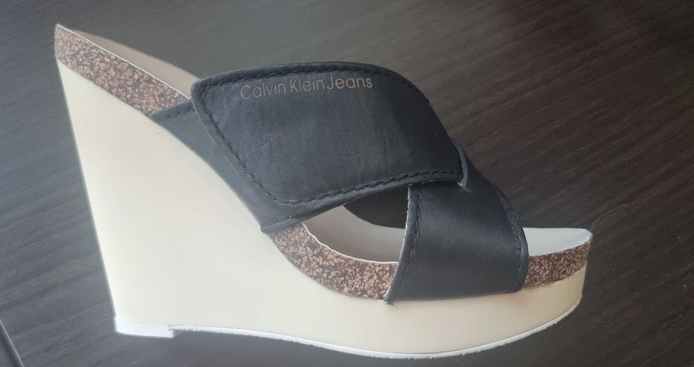 Чехли платформа Calvin Klein