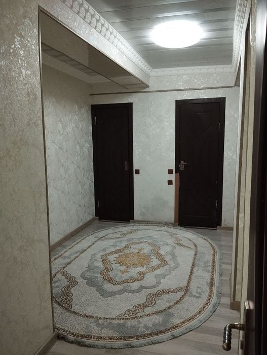 Срочно продаётся 3-х комнатная квартира + подвал