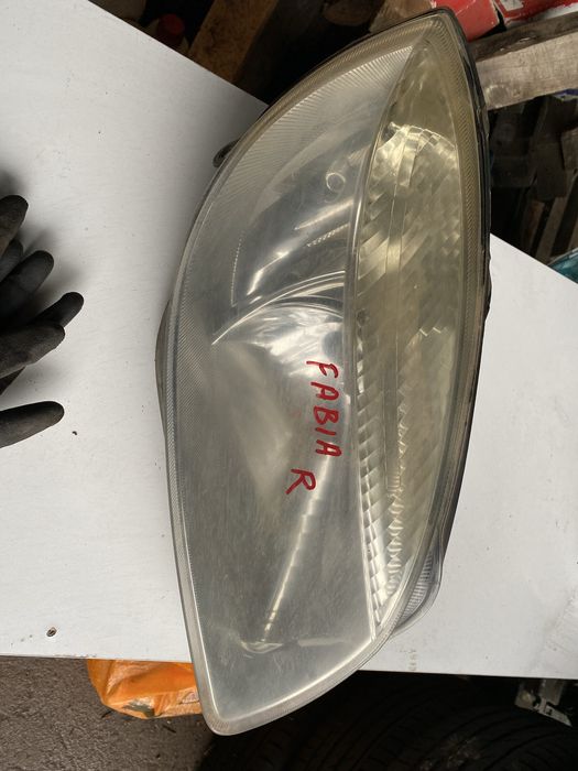 Десен фар Skoda Fabia 2007-2010г