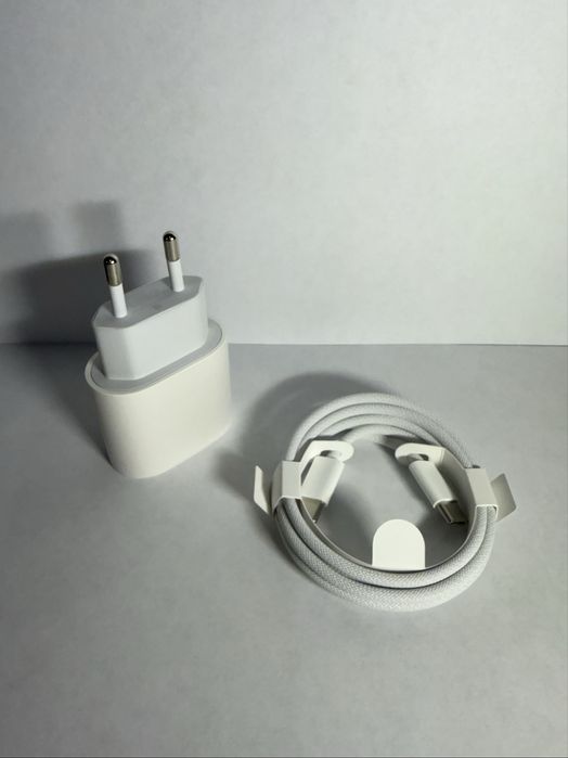 Оригинальный адаптер питания Apple 20W USB-C