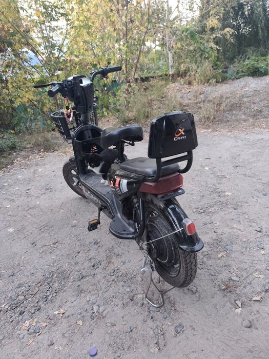 продам электроскутер ск8