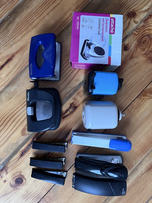 Дырокол, степлер, точилка для карандашей