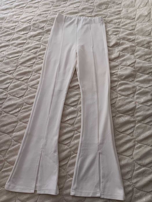 Детски дрехи за 10-12 год. - спортни екипи, блузи, елек, панталони -