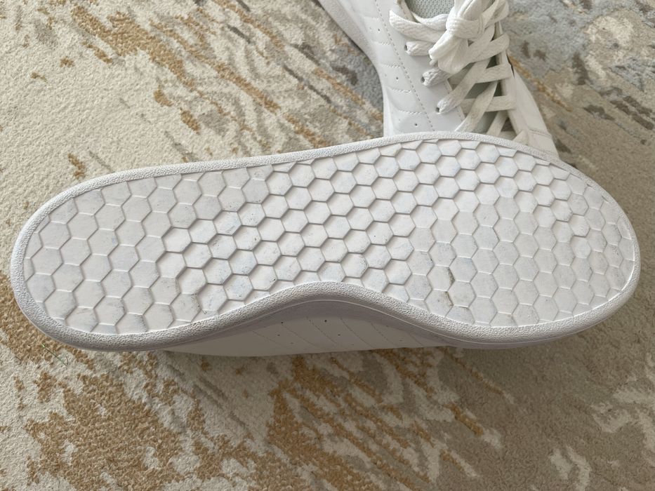 Продам Кеды adidas