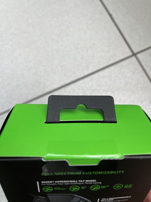 Mouse gaming RAZER Basilisk v3 Chroma RGB 26k dpi nou, sigilat