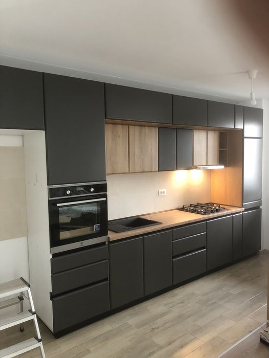 Montaj bucatarie Casa Rusu . Montaj bucatarie modulara