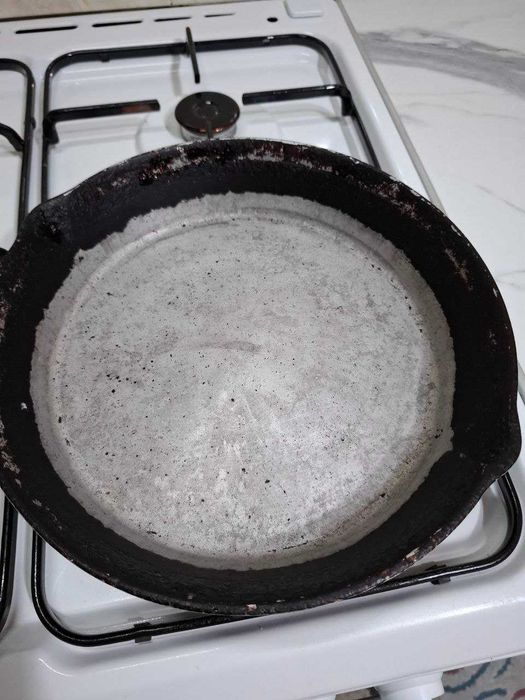Продам  сковородку советскую