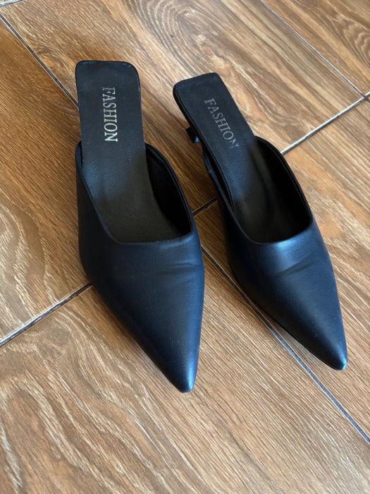 Обувь женская,размер 40,цена 3500 тг