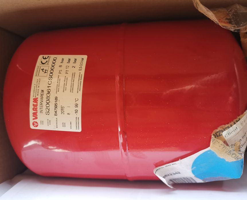 Vas de expansiune solar 8l