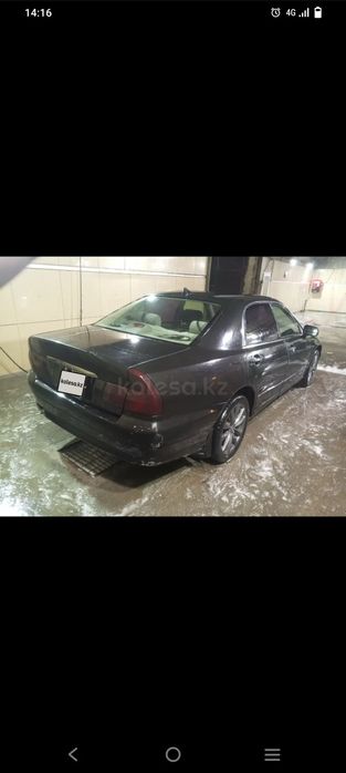 Mitsubishi Diamante