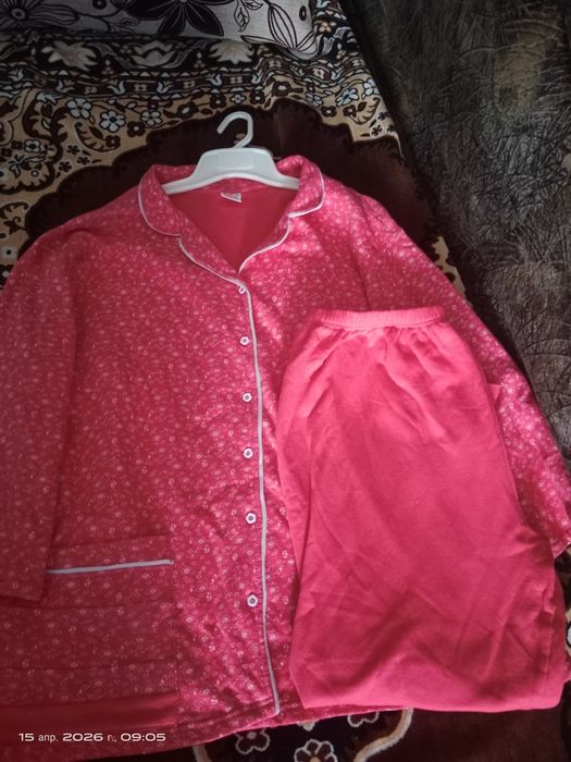 Продам пижаму с брюками