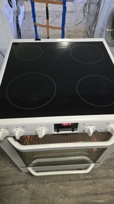 Печка Voss Electrolux