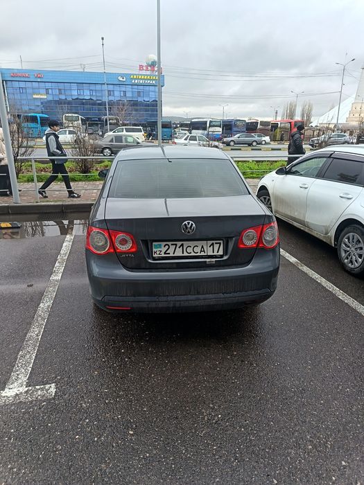 Волсваген джетта 2010