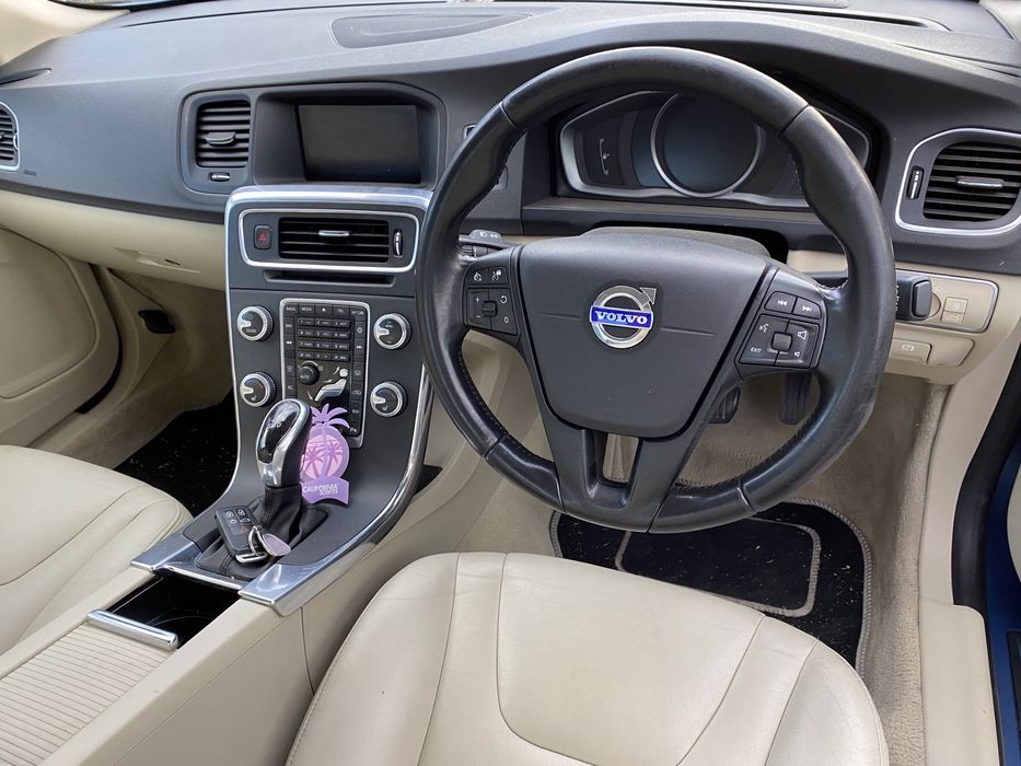 Lunetă Volvo S60 2015