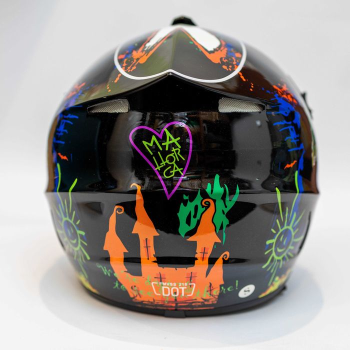 Каска подходяща за мотокрос , планински велосипед , ел. тротинетка