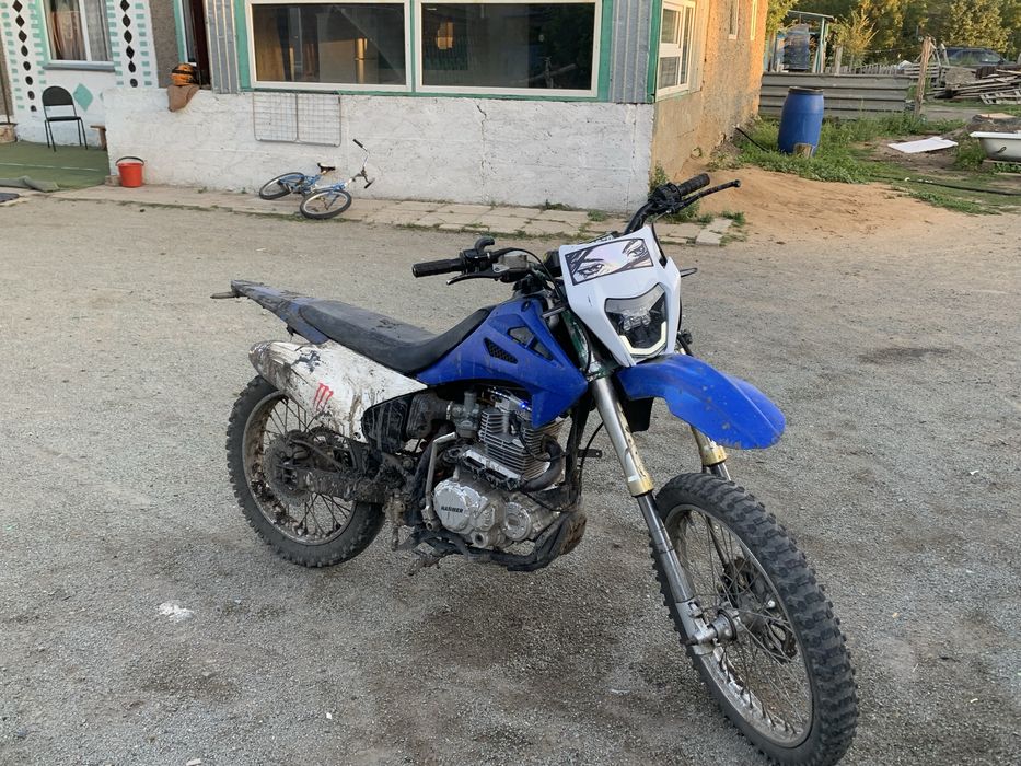 Продам эндуро 250 кубов