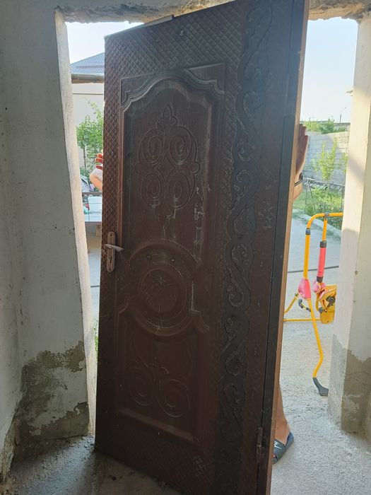 Есік сатылады жағдайы жақсы