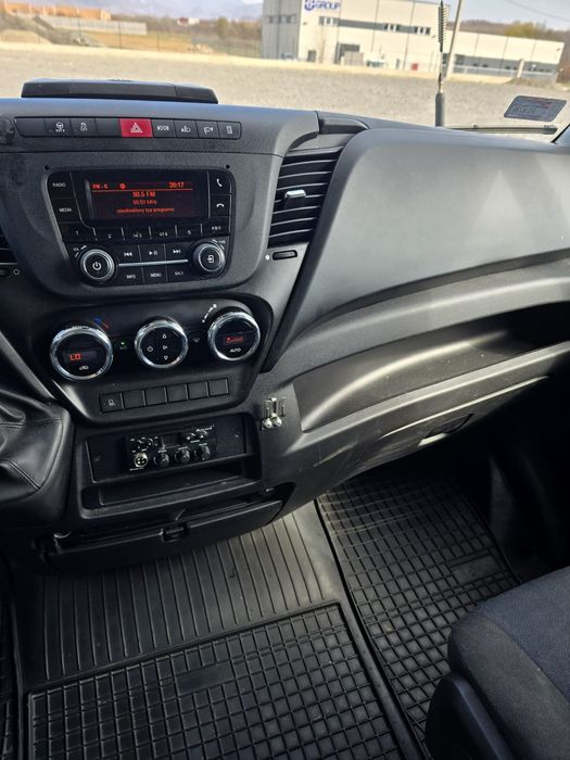 Vând Iveco Daily 35 S 18 12 EWP fabricație 2021