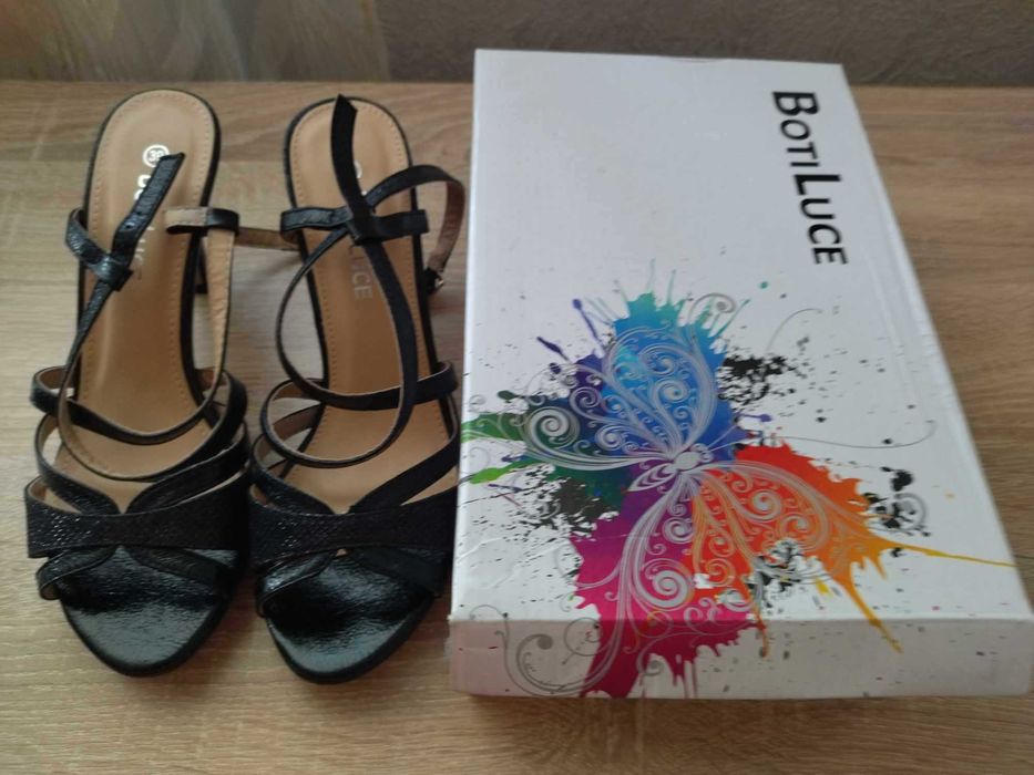 Нови дамски сандали
