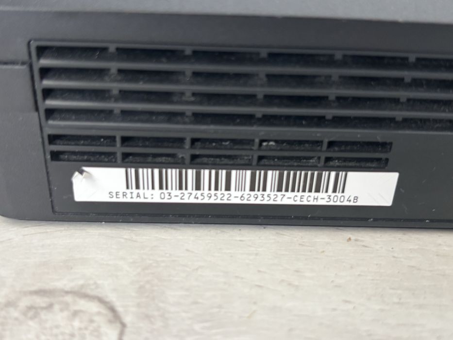 Playstation 3 Slim, Modat, 320GB