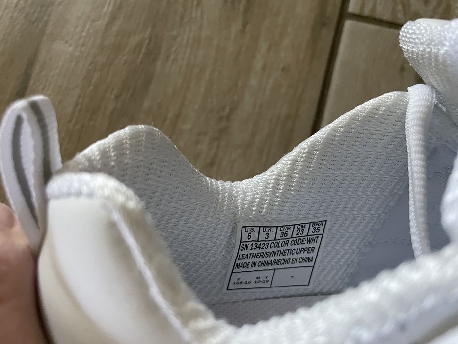 Дамски маратонки SKECHERS