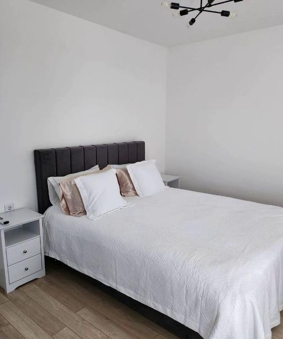 Дава се под наем Тристаен апартамент в Пловдив, Христо Смирненски - 112 кв.м за 700 € - Снимка #3