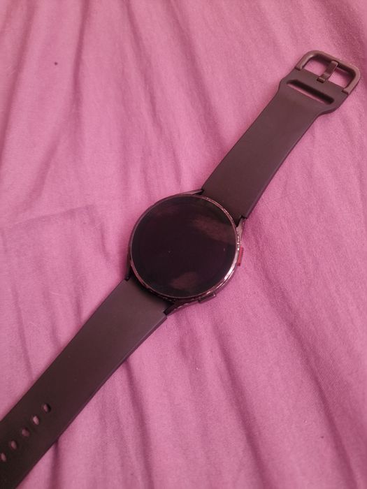Продам Samsung Galaxy Watch 4 44мм