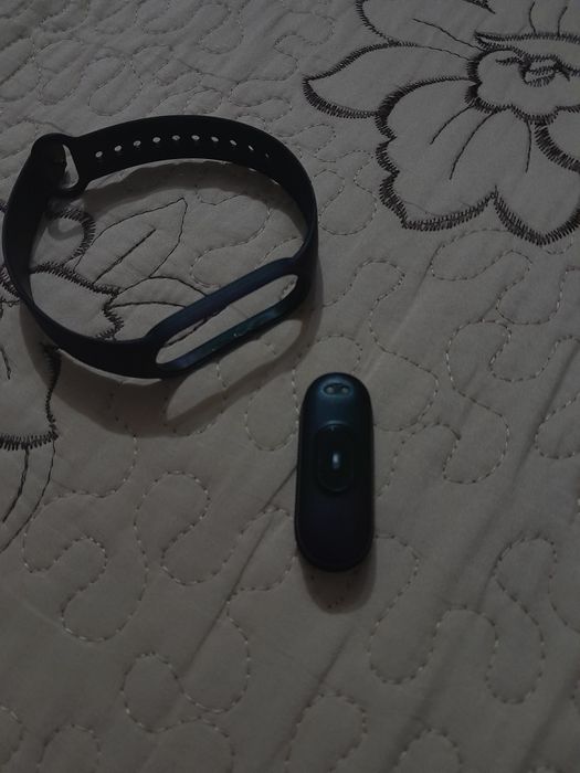 Ceas bratara fitnes fără cutie