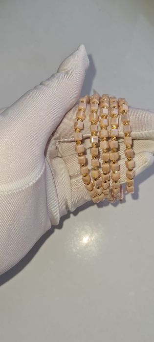 Продам браслеты.золотая нить