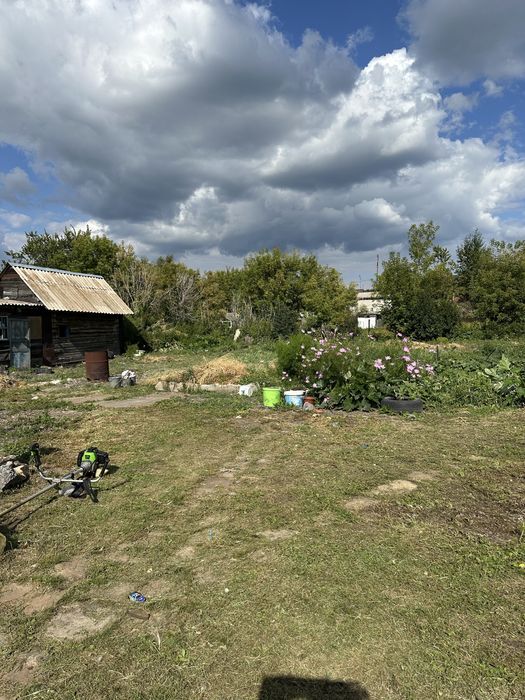 Продам участок с домиком