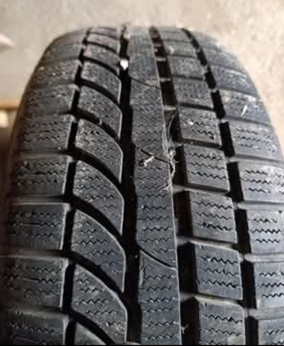 "TOYO" зимни 215/60/15