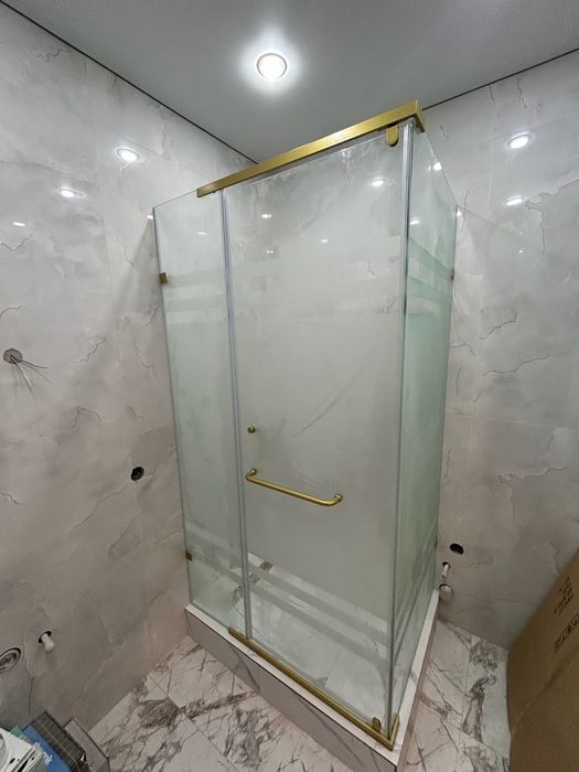 Душевые зеркала перегородки