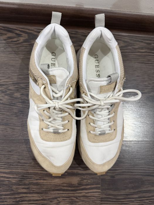 Обувки guess носени броени пъти