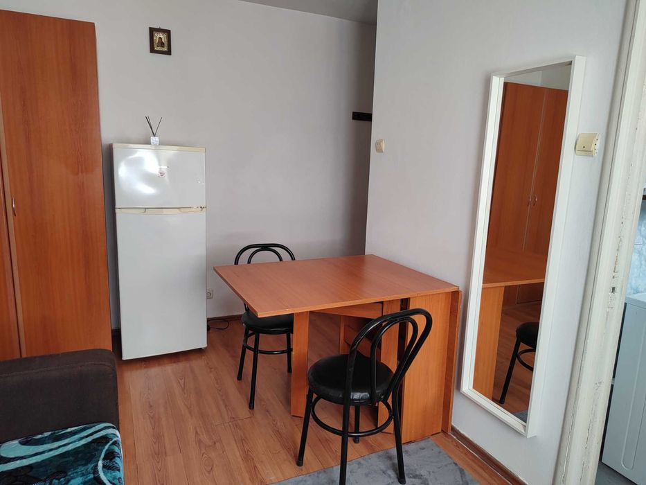 Garsoniera de inchiriat, zona Alba Iulia Sector 3