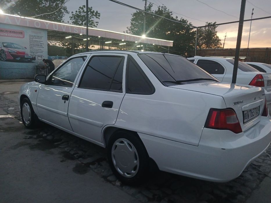 Neksiya 2 sotiladi, 1.6 dons , moshin harajati yuq