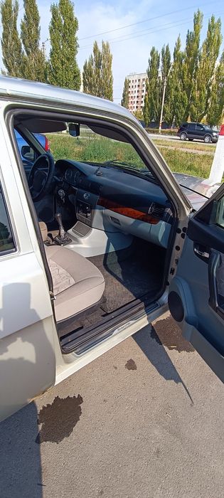 Продам Волга 31105