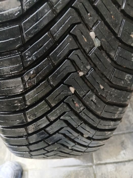 Set complet roti iarna Duster 2