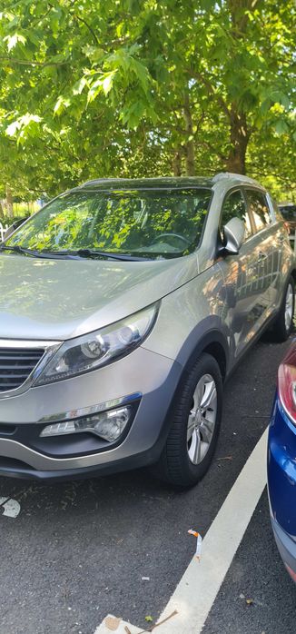 KIA Sportage 2011 — imagine 2