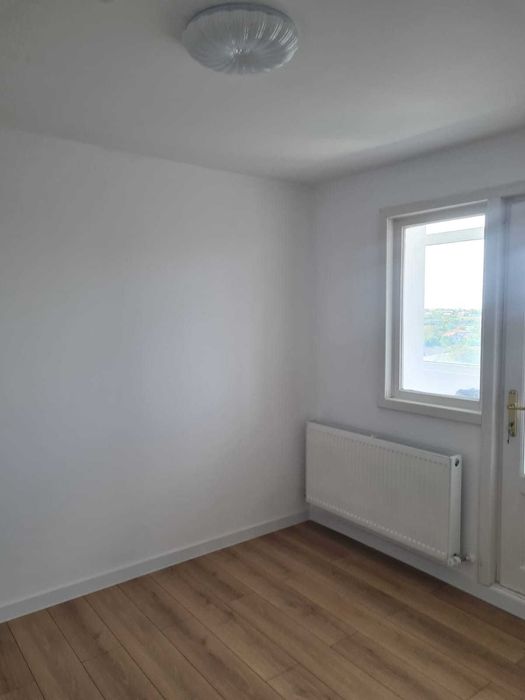Vând apartament 3 camere decomandat in Tecuci