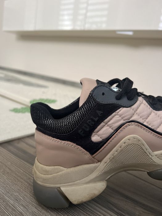 Популярен модел на Furla