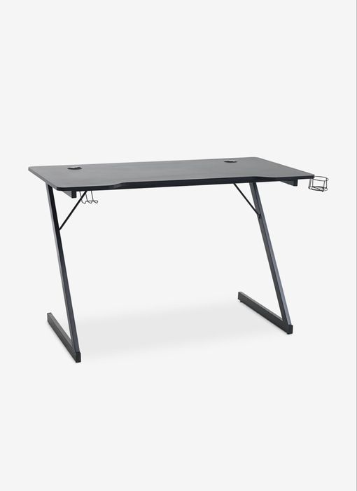 Birou gaming HALSTED 120x60 – Ca nou, folosit o singură dată