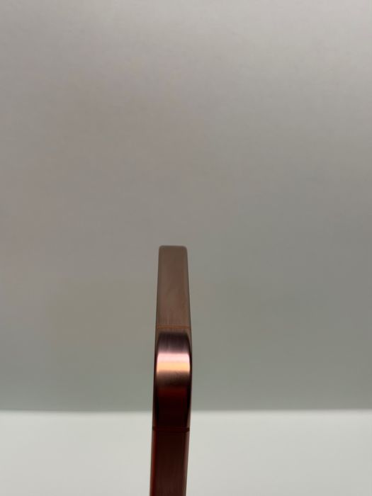 iPhone 16 Pro Desert Gold Auriu rama carcasa enclosure housing frame