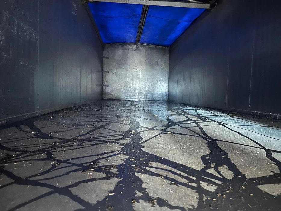 Remorca agricola basculabila  cereale