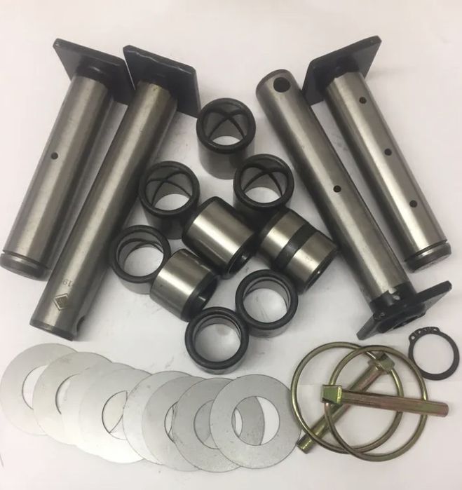 Bolturi si bucsi miniexcavatoare Caterpillar