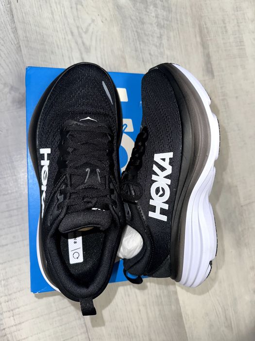 Pantofi Hoka Bondi 8 – NOI – pentru femei- LICHIDARE