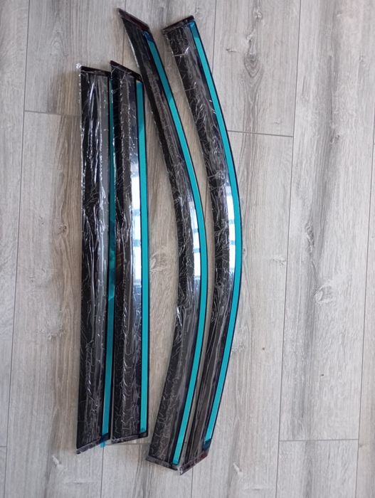 Продам дефлектор окон Chery Tiggo 4