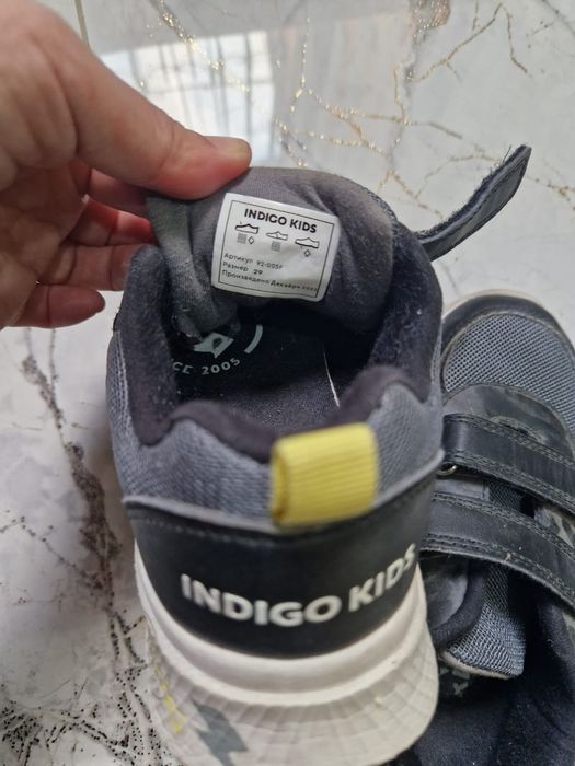 Кроссовки по 500тг