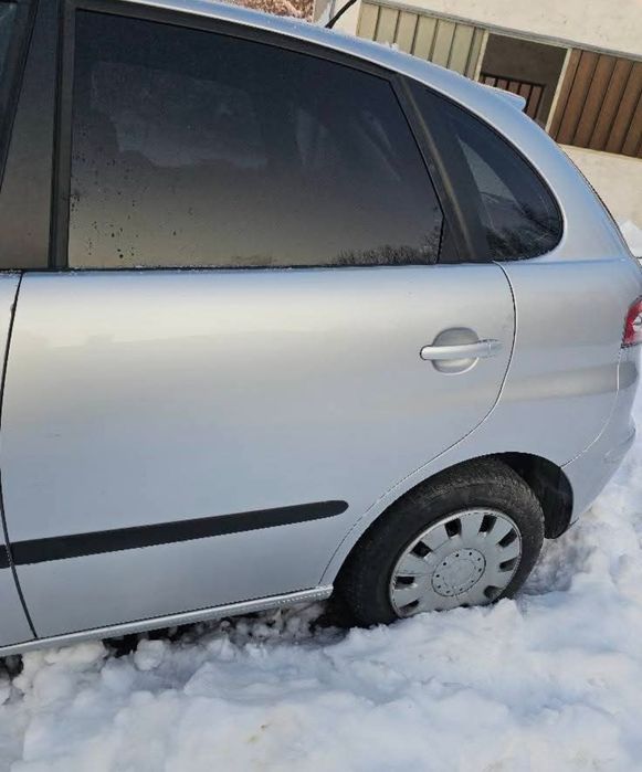 Сеат ибиза 6Л 1.9tdi 101кс 2003г