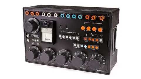 Прибор универсальный измерительный Р4833