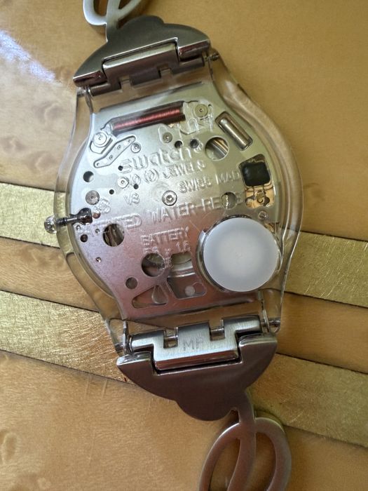 Часы Swatch женские